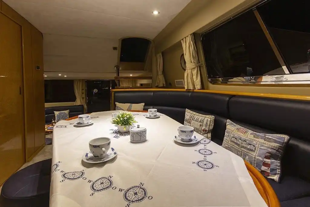 YACHT HURREM